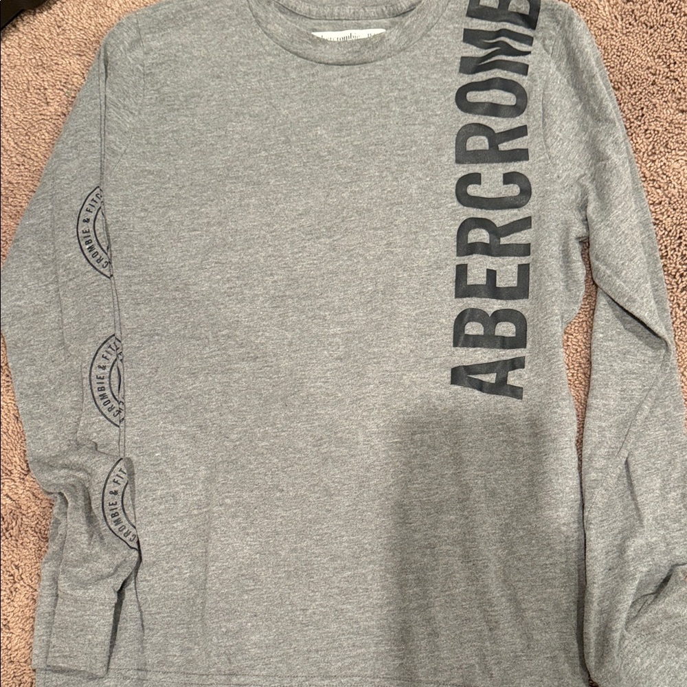 Abercrombie Kids Gray Long Sleeve Tee